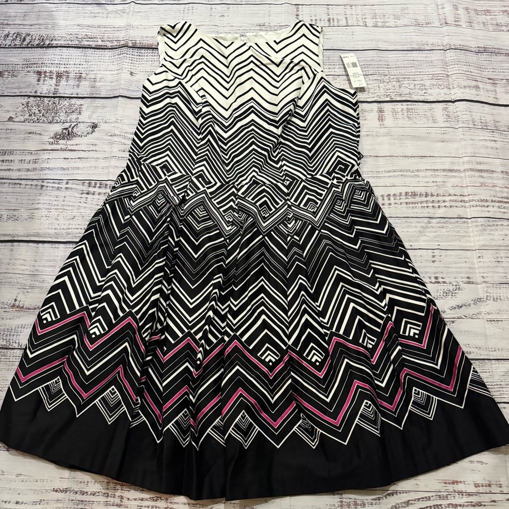 Eliza J Monochrome Chevron Dress with Pink Label